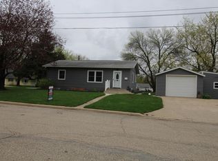 2301 Denver Ave, Spirit Lake, IA 51360