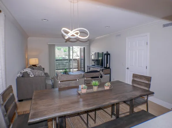 7509 Draper Ave Unit 305, La Jolla, CA 92037