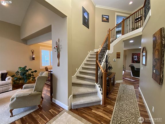 5th image of 545 E 18 Street