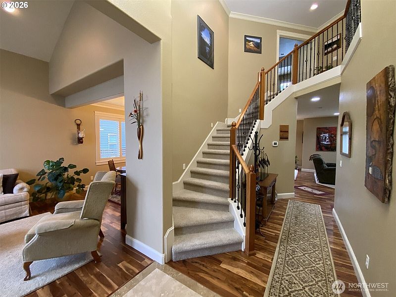 5th image of 545 E 18 Street
