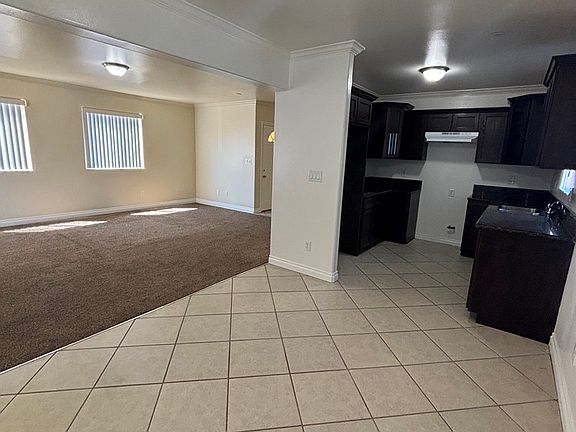 5th image of 728 W 55th St