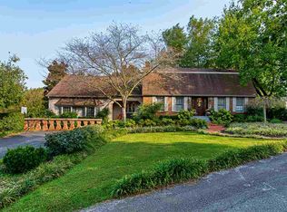 2146 Smallhouse Rd, Bowling Green, KY 42104