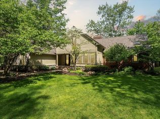 3361 Squirrel Rd, Bloomfield Hills, MI 48304