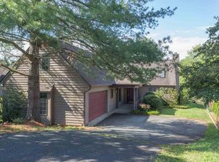 1074 Amber Ridge Rd, Charlottesville, VA 22901