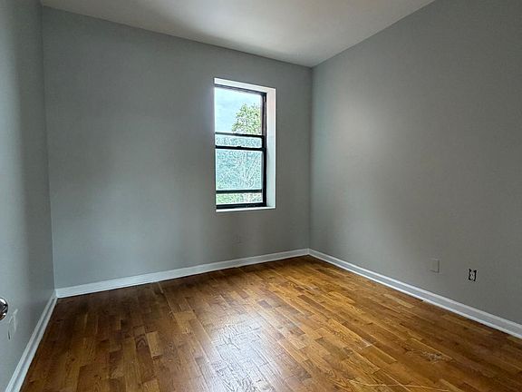 5th image of 6 Longfellow Ave Unit 5
