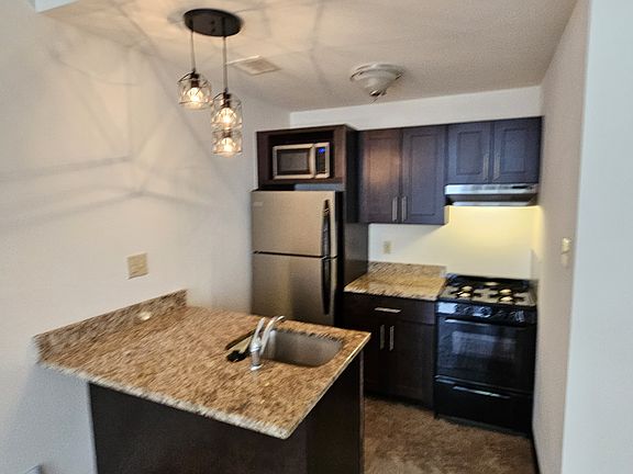 2nd image of 428 S 13th St #204