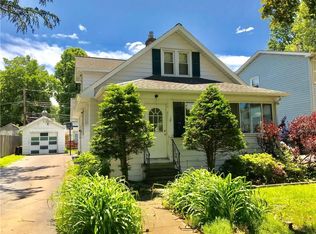 25 Morville Dr, Rochester, NY 14615