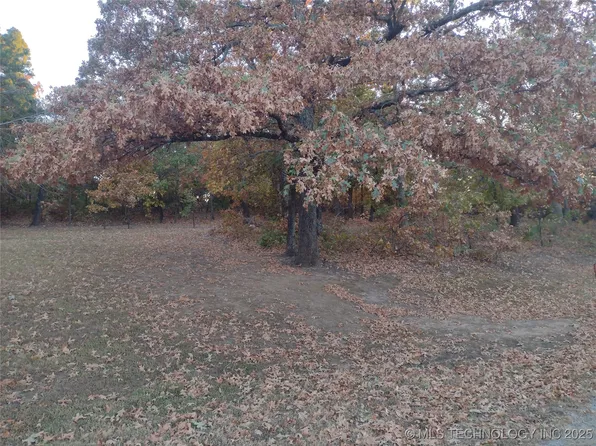 815 W Bayshore Dr, Prue, OK 74060