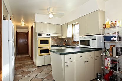 3rd image of 7008 W Archer Ave