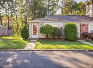 231 Chaucer Ct, Old Bridge, NJ 08857