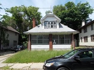 422 Orchard Park, Rockford, IL 61101