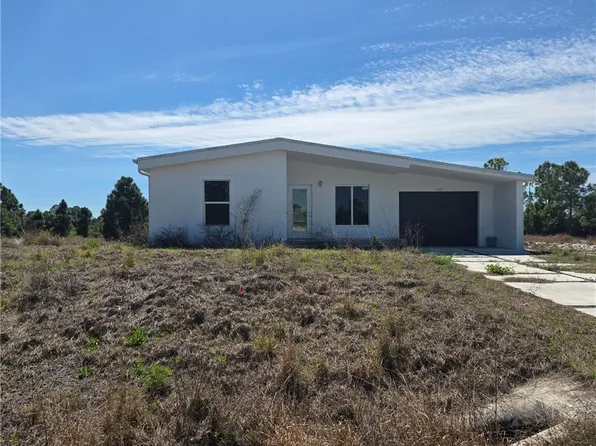 2913 34th St SW, Lehigh Acres, FL 33976