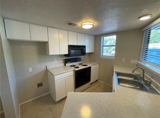 2500 Burleson Rd APT 206, Austin, TX 78741