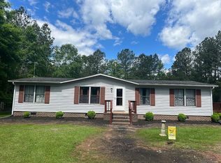 82 Elm Ct, Bracey, VA 23919
