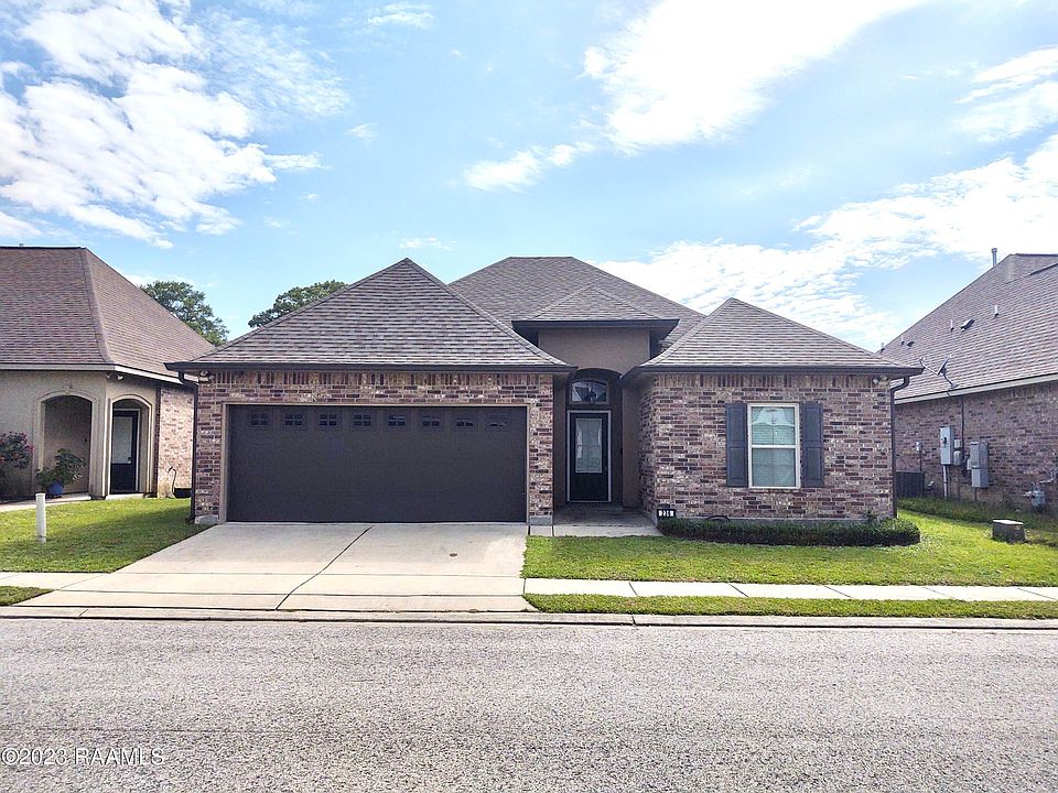 1st image of 236 Rosemary Pl
