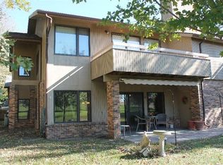 220 S Cardinal Dr APT 1, Clarinda, IA 51632