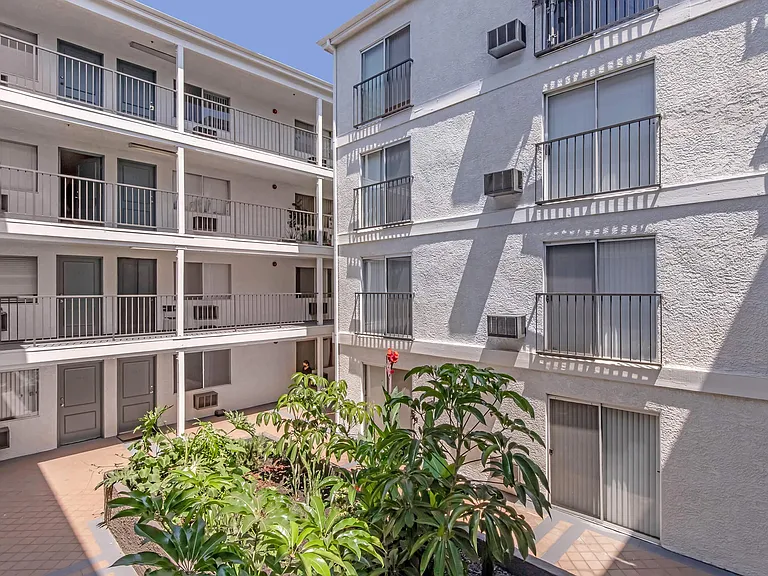 Bella Vista Senior Apartments — Photo 6