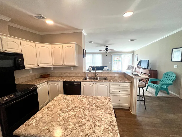 7407 Westwood Dr — Photo 7