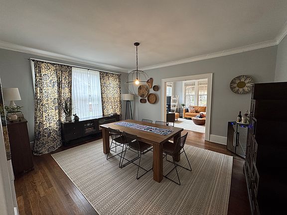 Huge dining room