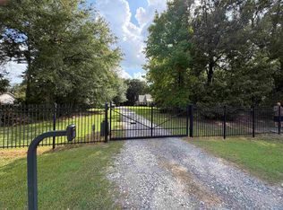 4009 W Roundbunch Rd, Orange, TX 77630