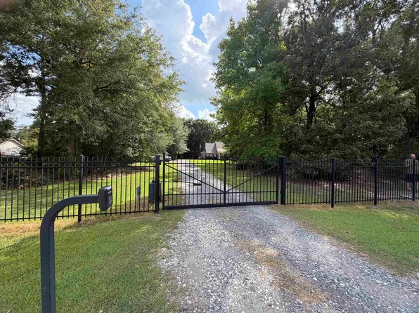 4009 W Roundbunch Rd, Orange, TX 77630