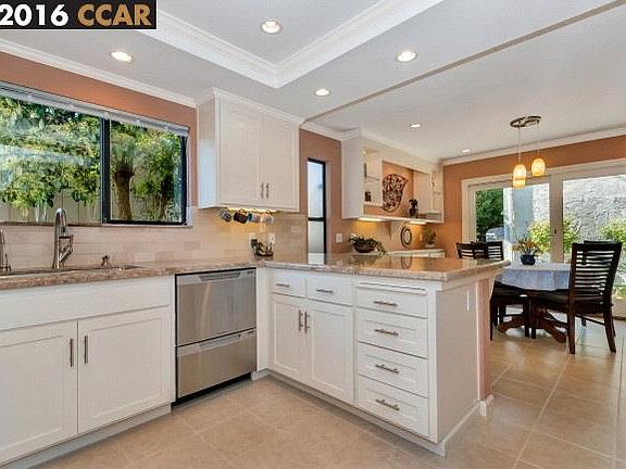 4th image of 1742 Saint Andrews Dr