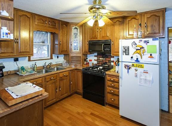 5th image of 8149 Blaisdell Ave S