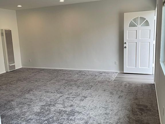 3rd image of 744 Pier Ave #3