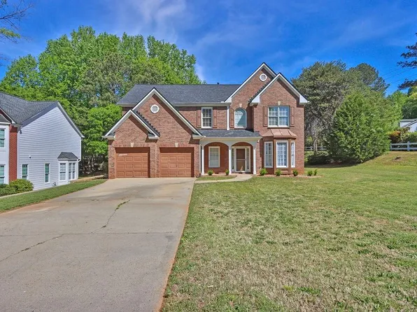 9815 Settlers Ln, Gainesville, GA 30506