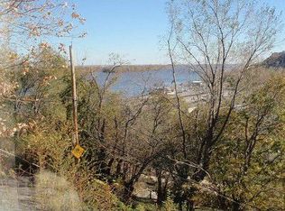 204 Cardiff Dr, Hannibal, MO 63401