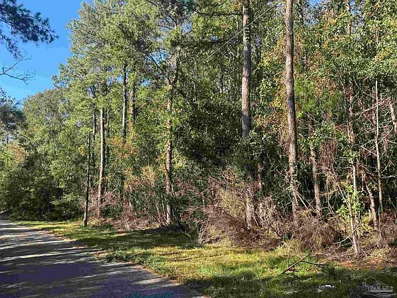 4th image of 2 Van Hoosen Rd