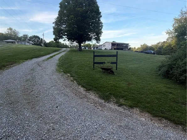 172 Wigal Rd, Belleville, WV 26133