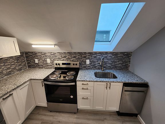2nd image of 28 Piedmont St #2B