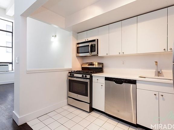 2nd image of 80 Madison Ave APT 7D