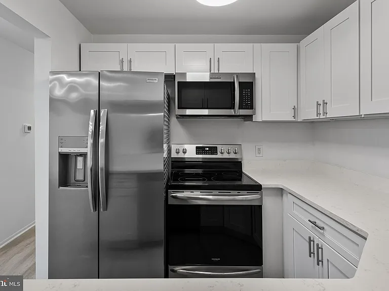 4912 Dunbarton Rd #B — Photo 10