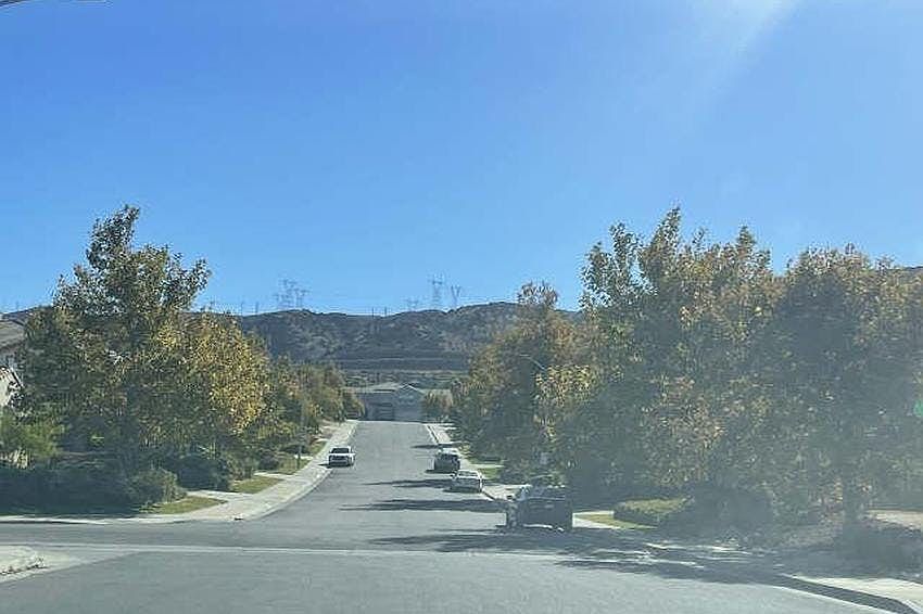 2nd image of 41630 Chardonnay Ave