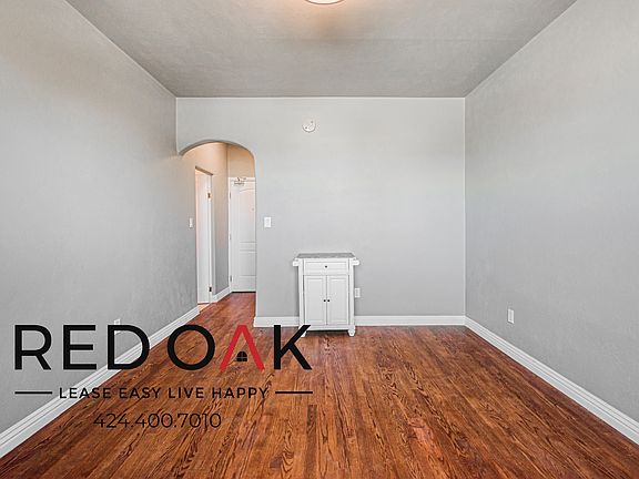 4th image of 2731 Beverly Blvd #416