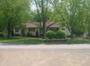 325 Glenda Dr, Beaver Falls, PA