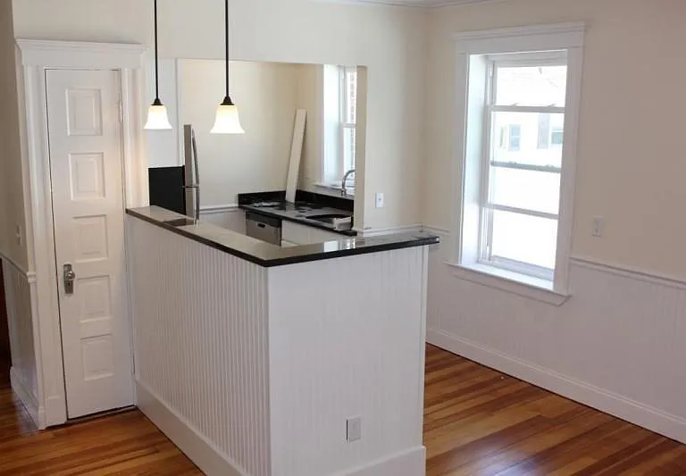 39-41 Cedar St #3 — Photo 5