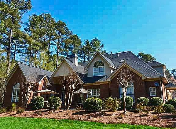 3rd image of 395 Hidden Creek Cir