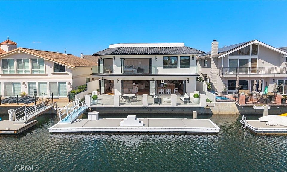 1st image of 4042 Figaro Cir