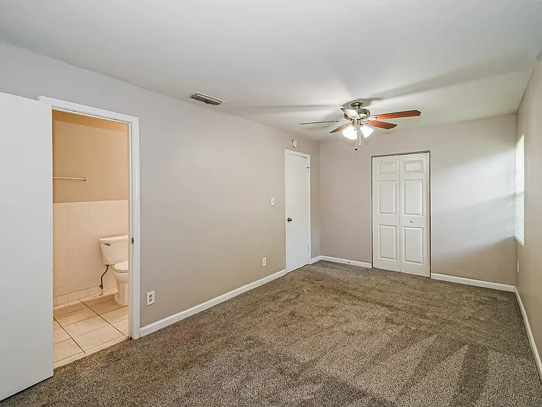 914 Allison St — Photo 11