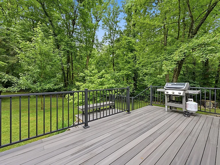 26 Pebble Dr — Photo 28