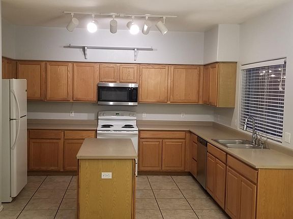 2nd image of 1232 E Muriel Dr