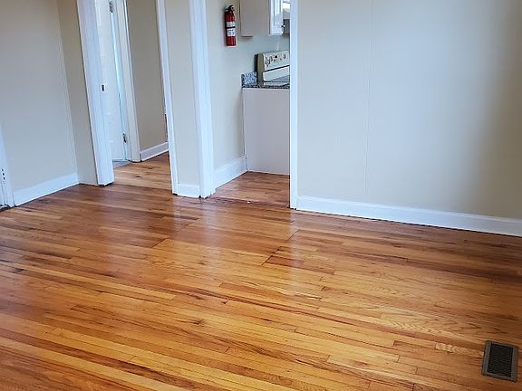 5th image of 1233 E Center St #B