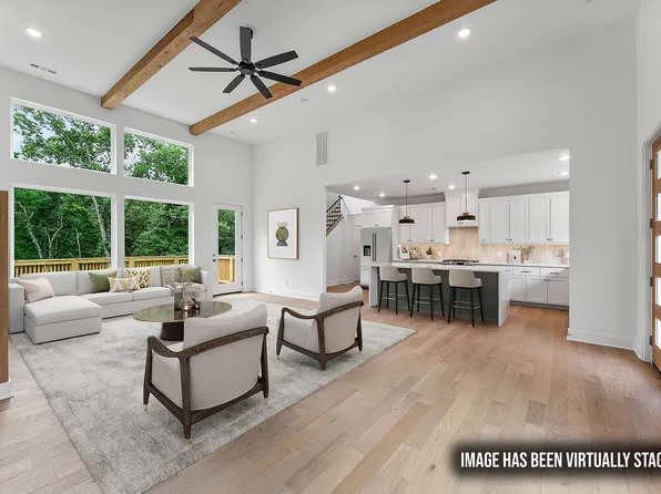 7 Grampian Dr, Bella Vista, AR 72715