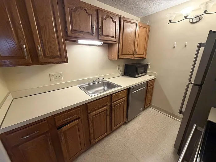 1580 Massachusetts Ave — Photo 3