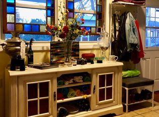 6 East St, Old Saybrook, CT 06475