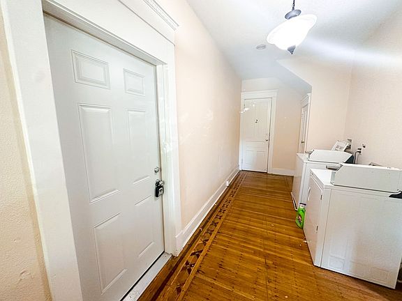 3rd image of 2043 N Talbott St #1