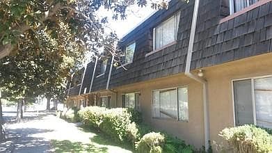 940 N San Joaquin